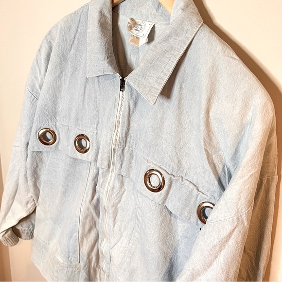 Jackets & Blazers - VINTAGE | denim chambray lightweight zip up grommet jacket